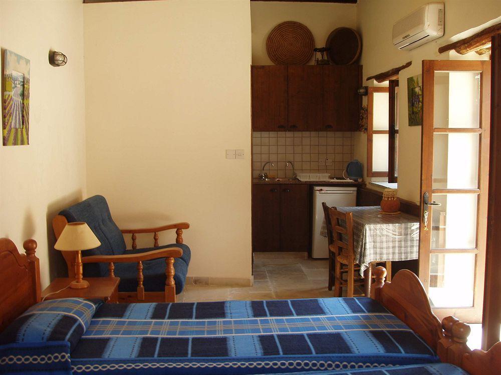 Niovi House Apartment Тохни Екстериор снимка