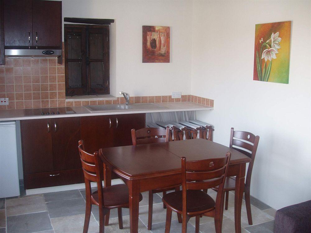 Niovi House Apartment Тохни Екстериор снимка